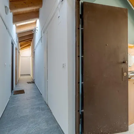 Porta Nuova Apartments! San Massimo Flat 3