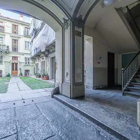 Porta Nuova Apartments! San Massimo Flat 3 *